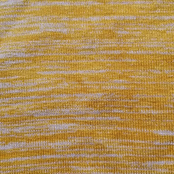 Yellow crop tank - Picture 3 of 3